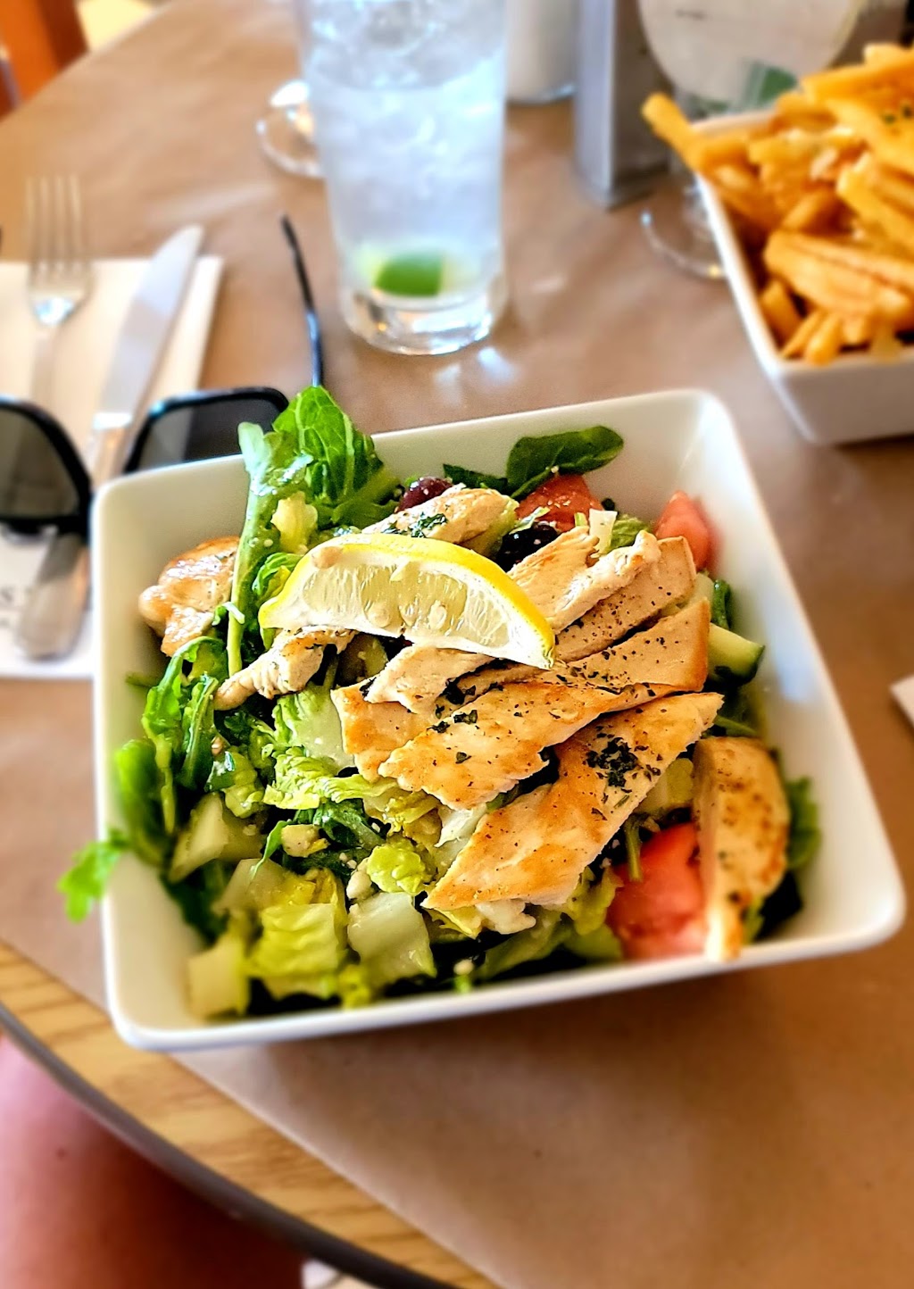 Nichols West | restaurant | 22525 AZ-71, Congress, AZ 85332, USA | 9284270235 OR +1 928-427-0235