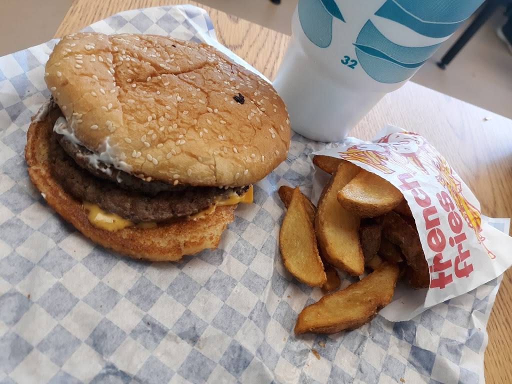 Big Dans | restaurant | 5925 Massachusetts Ave, Indianapolis, IN 46218, USA | 3175472254 OR +1 317-547-2254