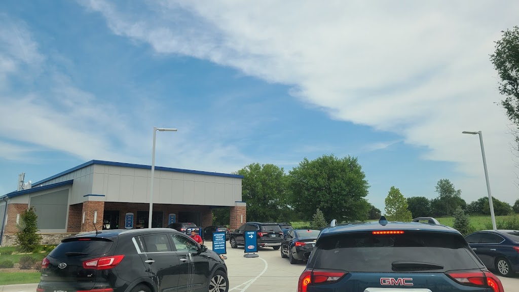 Delta Sonic | restaurant | 1924 US-34, Oswego, IL 60543, USA | 3317170054 OR +1 331-717-0054