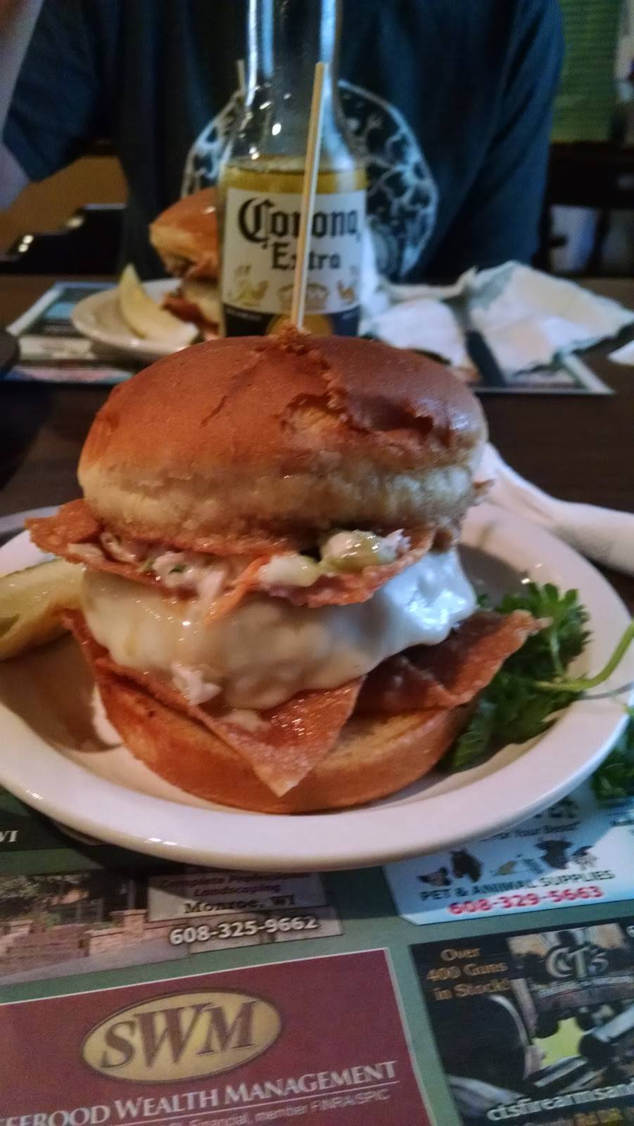 Bonnies | restaurant | 1301 15th Ave, Monroe, WI 53566, USA | 6083251331 OR +1 608-325-1331