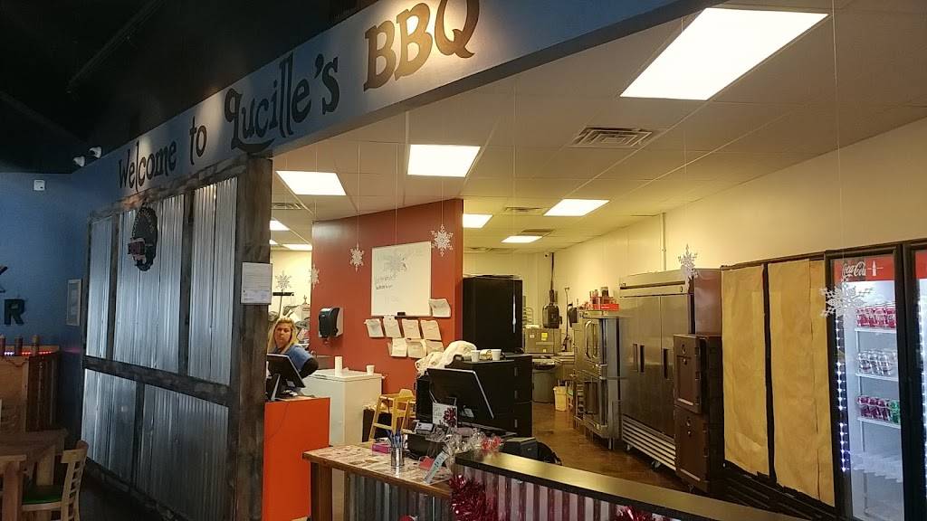 Lucilles BBQ | restaurant | 9011 Lima Rd, Fort Wayne, IN 46818, USA | 2602033937 OR +1 260-203-3937