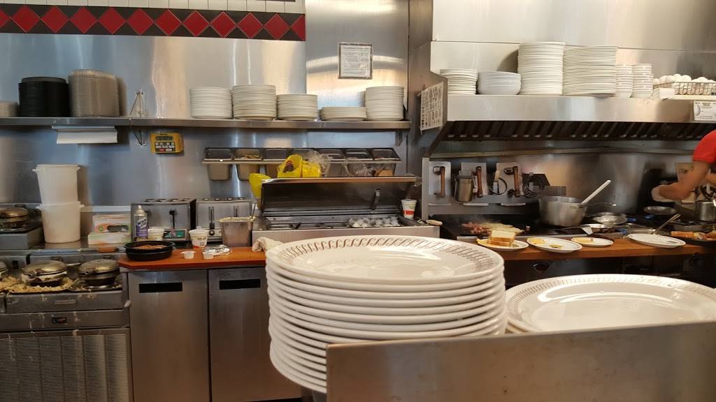 Waffle House | meal takeaway | 4212 27th St, Orange, TX 77630, USA | 4098829006 OR +1 409-882-9006