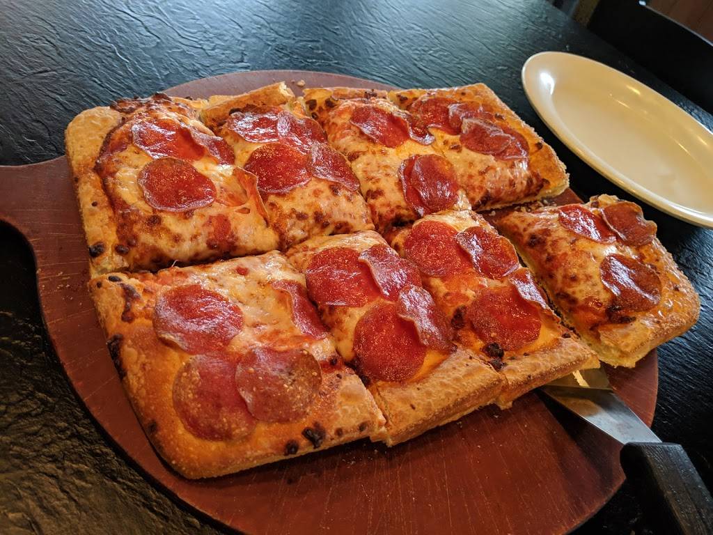 Pizza Hut | meal takeaway | 393 W Olive Ave, Porterville, CA 93257, USA | 5597813811 OR +1 559-781-3811