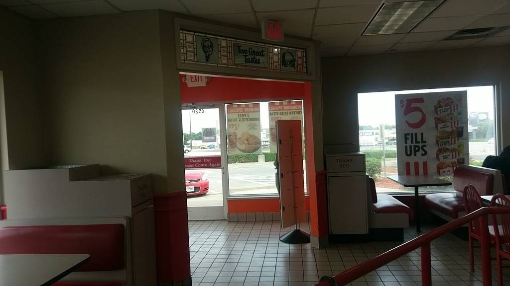 KFC | restaurant | 6520 Northwest Hwy, Dallas, TX 75231, USA | 2143695800 OR +1 214-369-5800