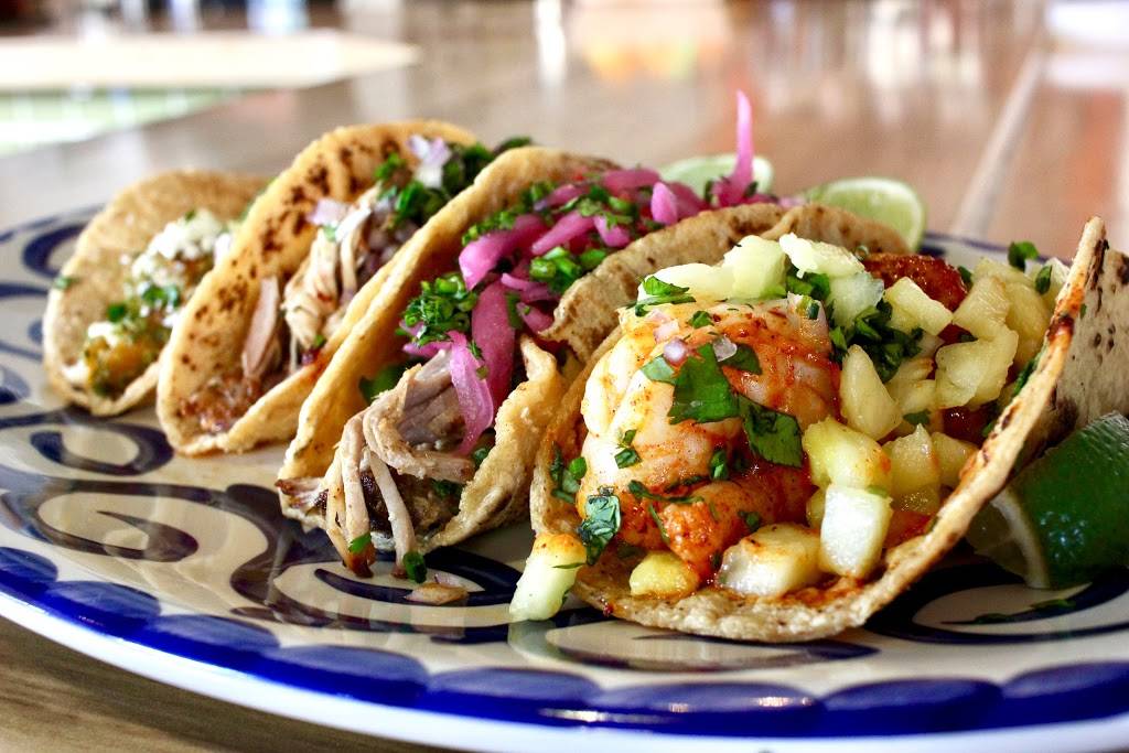 Quiote | restaurant | 2456 N California Ave, Chicago, IL 60647, USA | 3128788571 OR +1 312-878-8571