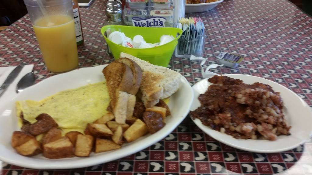 Hen House | restaurant | 95 West St, Gardner, MA 01440, USA | 9786326322 OR +1 978-632-6322