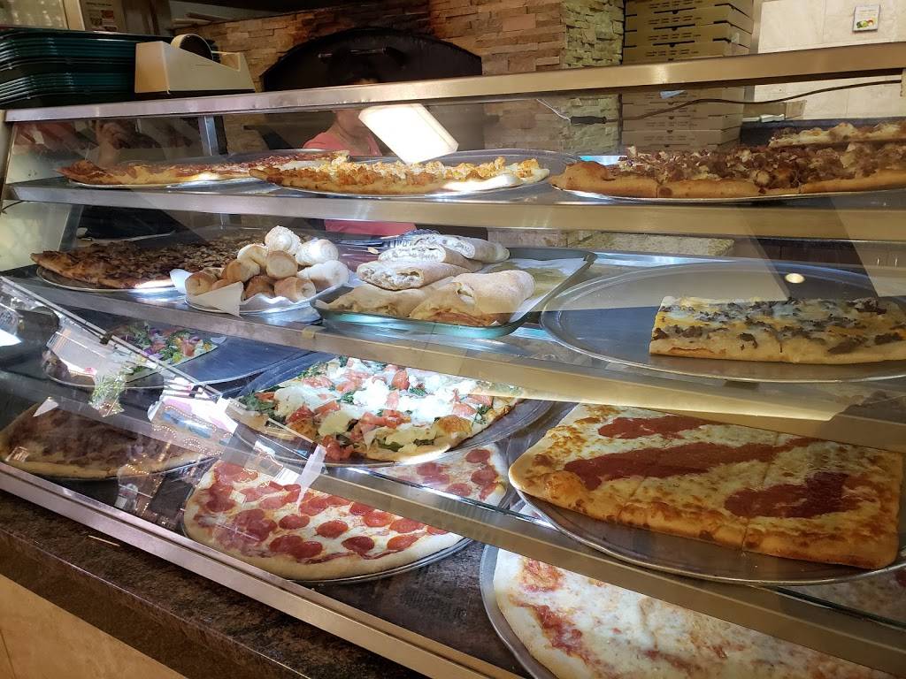 Main Street Pizzeria & Grille | meal delivery | 500 W Germantown Pike #1045, Plymouth Meeting, PA 19462, USA | 6102779010 OR +1 610-277-9010