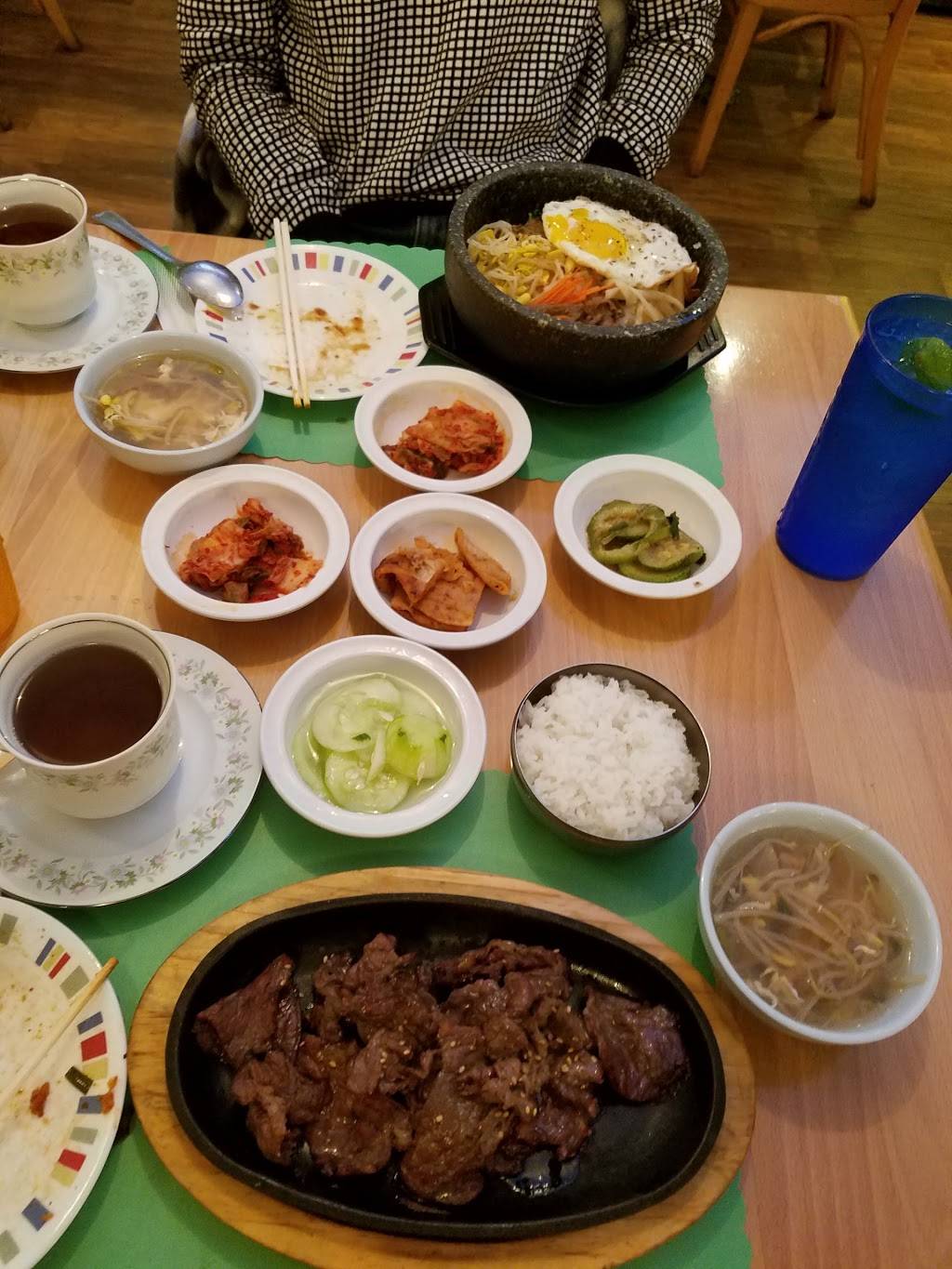 Seoul Restaurant | restaurant | 2178 N Prospect Ave, Milwaukee, WI 53202, USA | 4142898208 OR +1 414-289-8208