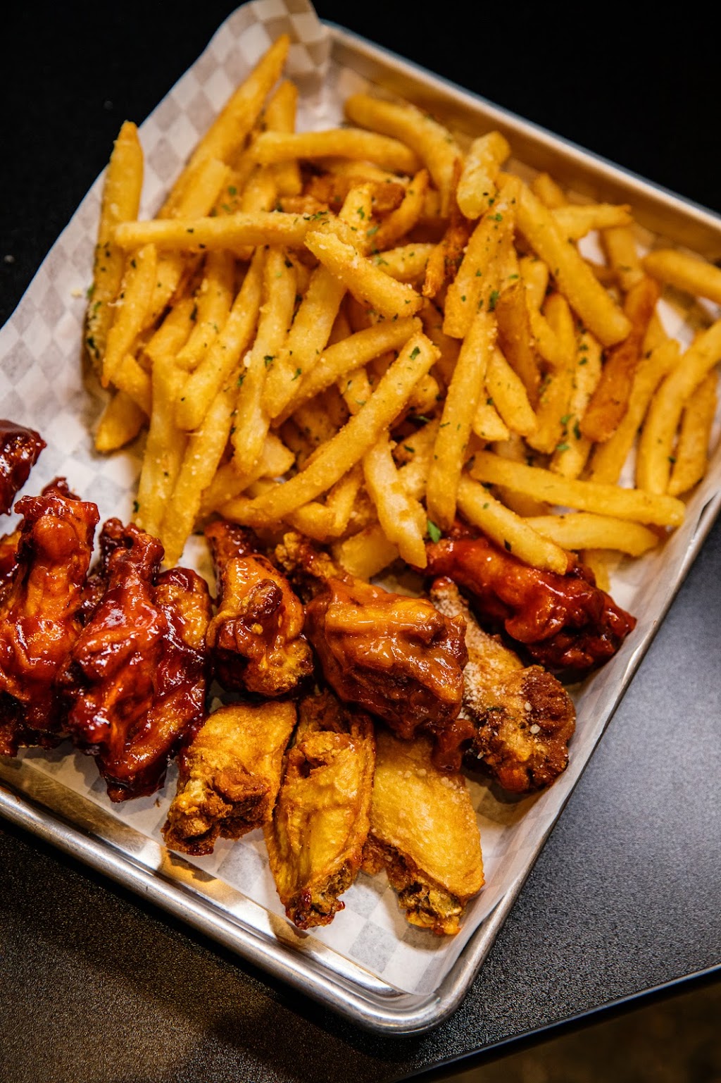 Wing Snob | restaurant | 30438 Milford Rd, New Hudson, MI 48165, USA | 2482789464 OR +1 248-278-9464
