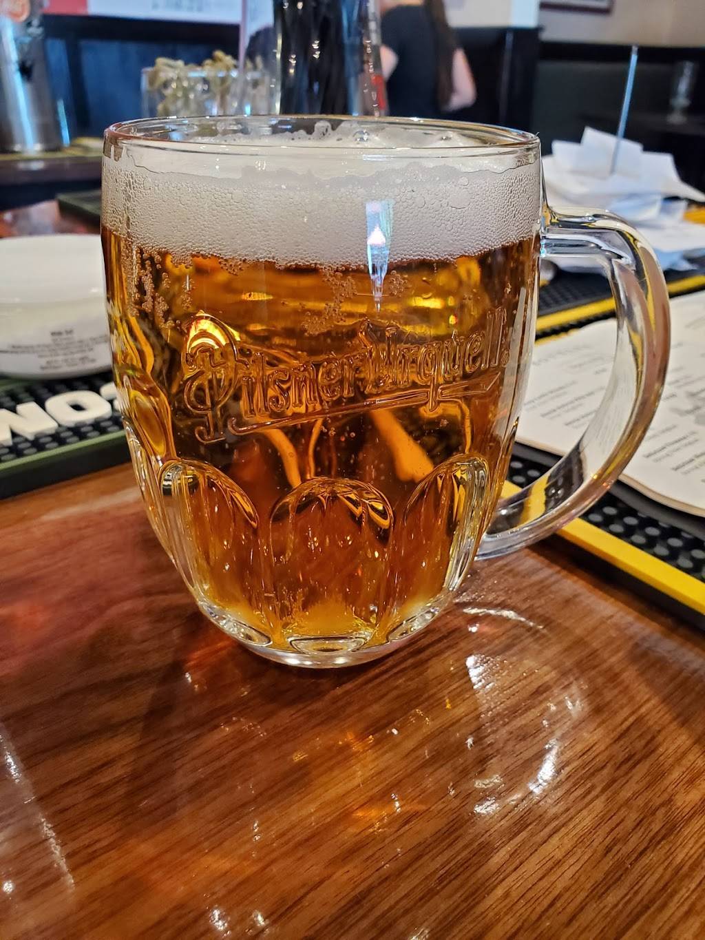 The Ginger Man | restaurant | 5250 N OConnor Blvd Suite 146, Irving, TX 75039, USA | 9726074227 OR +1 972-607-4227