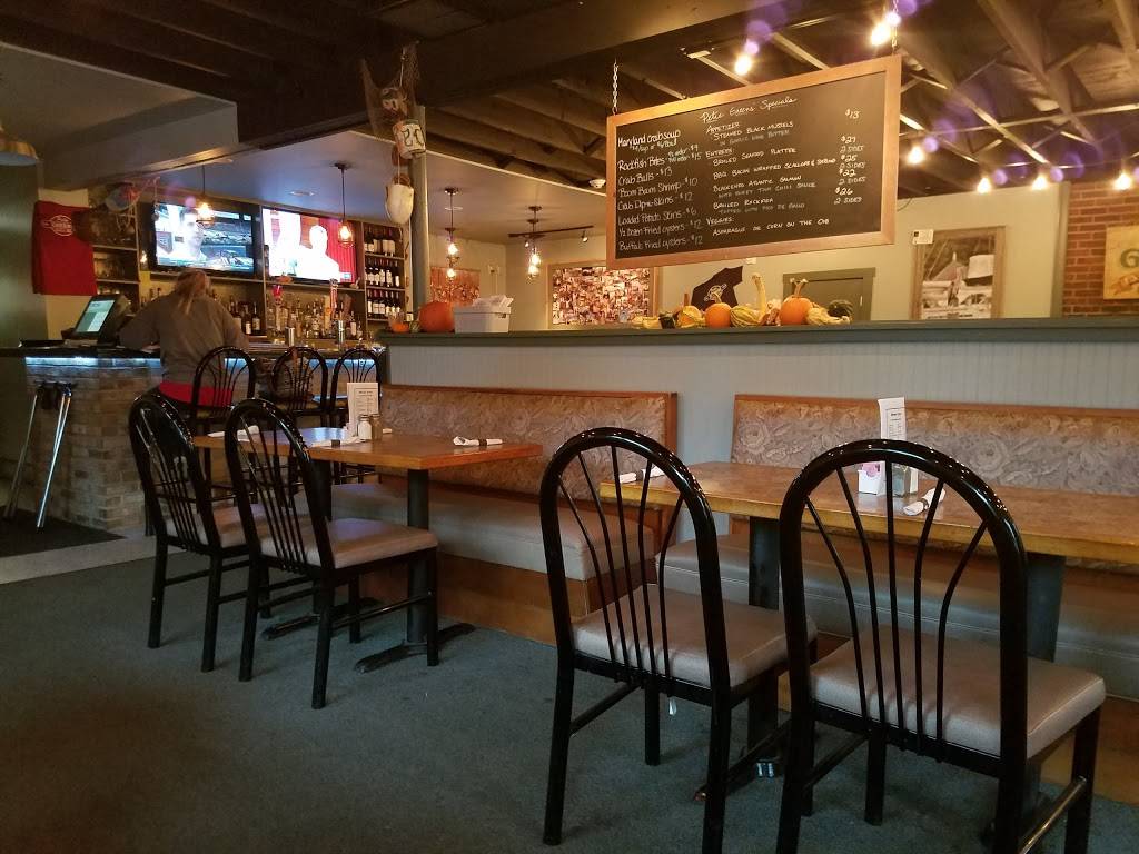 Petie Greens | restaurant | 6103 Drum Point Rd, Deale, MD 20751, USA | 4108671488 OR +1 410-867-1488