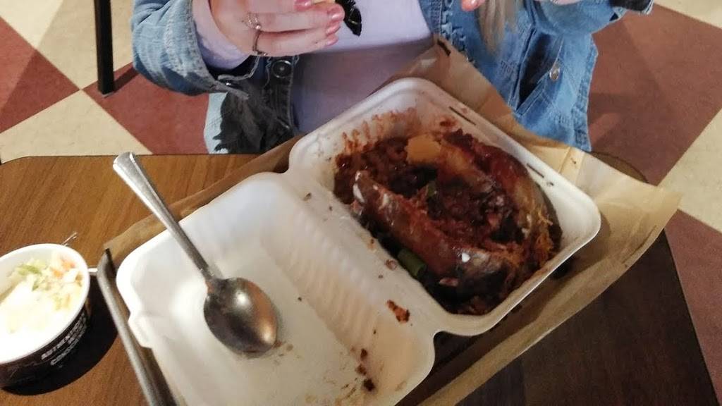 Dickeys Barbecue Pit | restaurant | 811 Cheyenne Meadows Rd Ste 12, Colorado Springs, CO 80906, USA | 7193233228 OR +1 719-323-3228