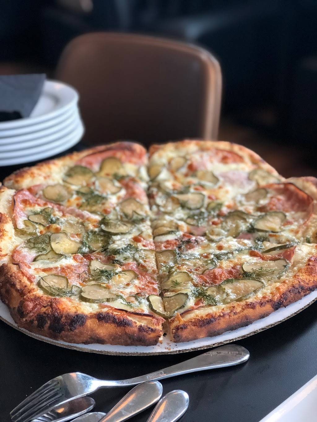 Bob’s Pizza | restaurant | 1659 W 21st St, Chicago, IL 60608, United States | 3126006155 OR +1 312-600-6155