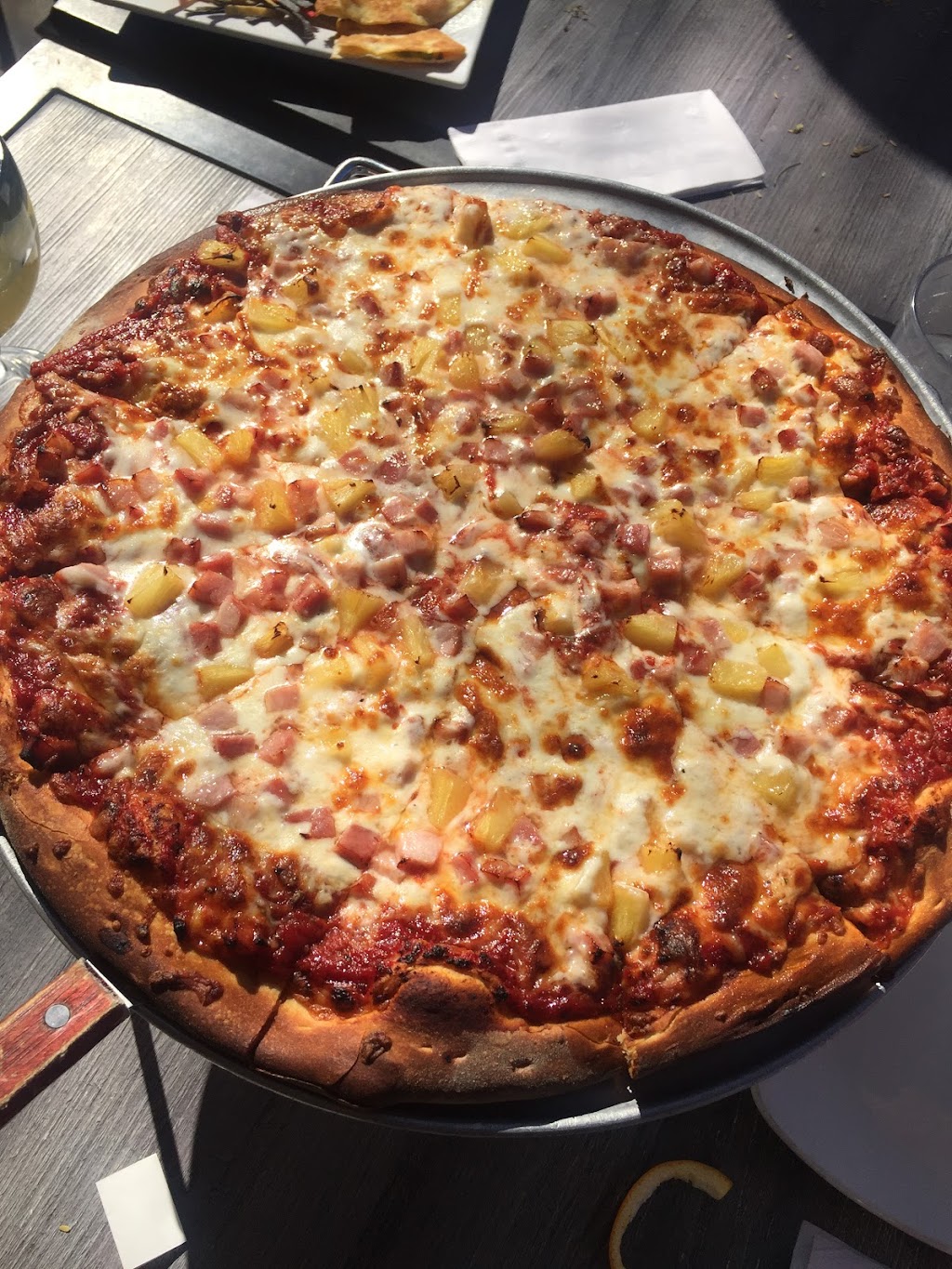 Fat Willys Kolb Rd & I-10 | restaurant | 8701 S Kolb Rd, Tucson, AZ 85756, USA | 5205745800 OR +1 520-574-5800