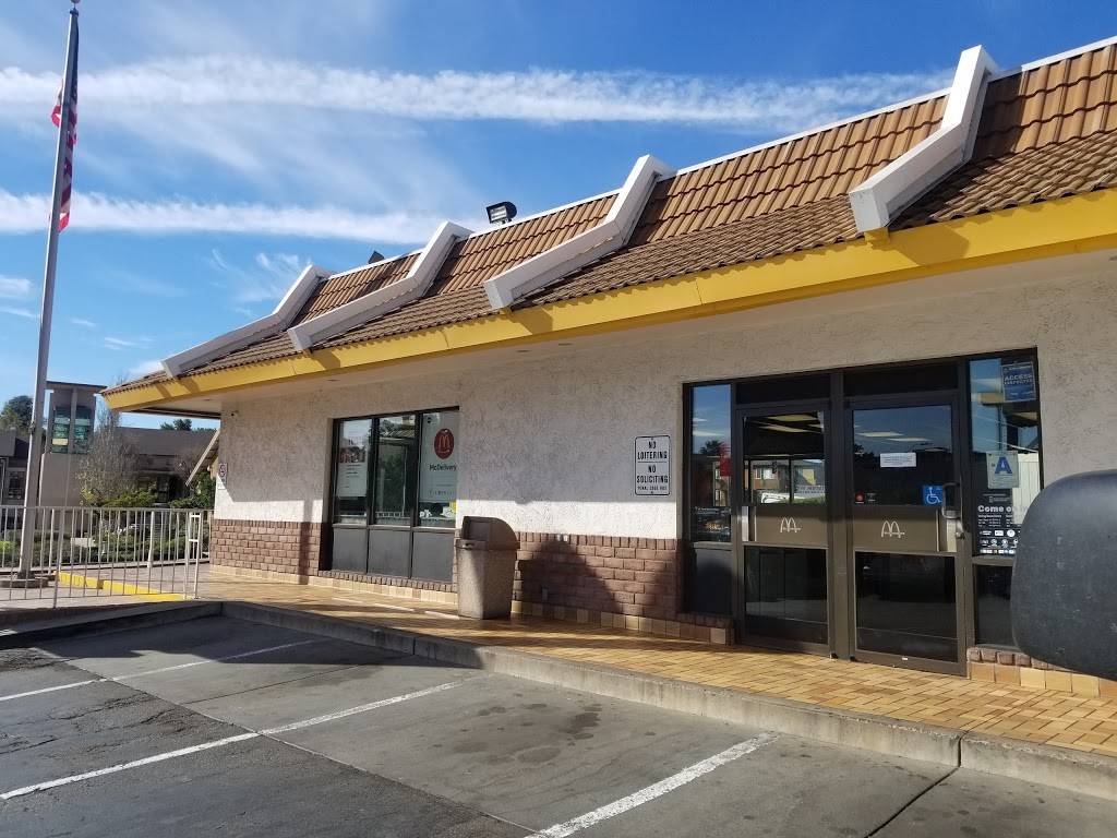 McDonalds | cafe | 5824 Montezuma Rd, San Diego, CA 92115, USA | 6192651074 OR +1 619-265-1074