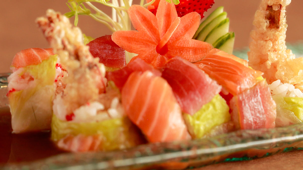 Sushi Torii | restaurant | 126 Wellington St W, Aurora, ON L4G 2N9, Canada | 9057131368 OR +1 905-713-1368
