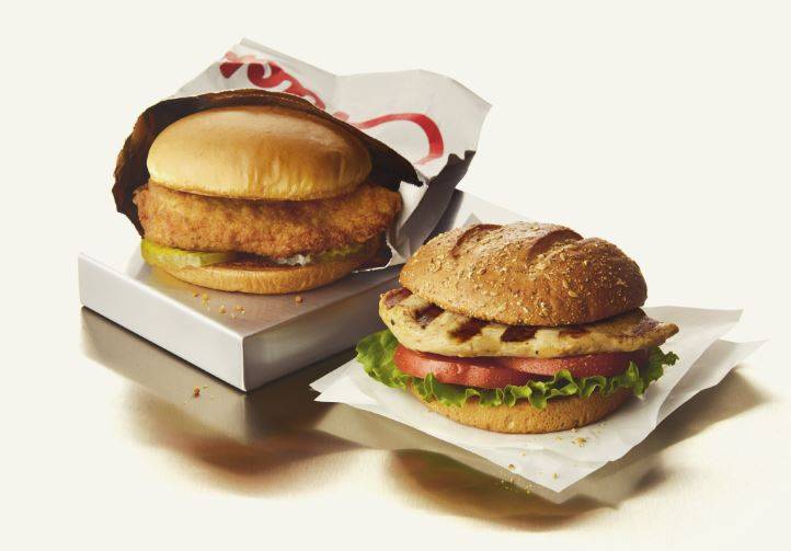 Chick-fil-A | restaurant | 5908 W Thunderbird Rd, Glendale, AZ 85306, USA | 6022834848 OR +1 602-283-4848