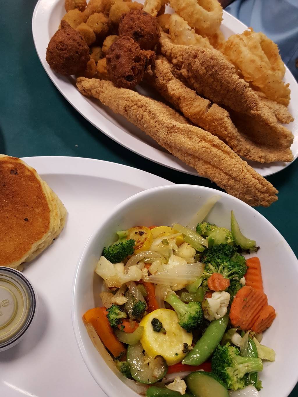 SweetPeas Table and Event Center | restaurant | 4646 MS-305 N, Olive Branch, MS 38654, USA | 6628957743 OR +1 662-895-7743