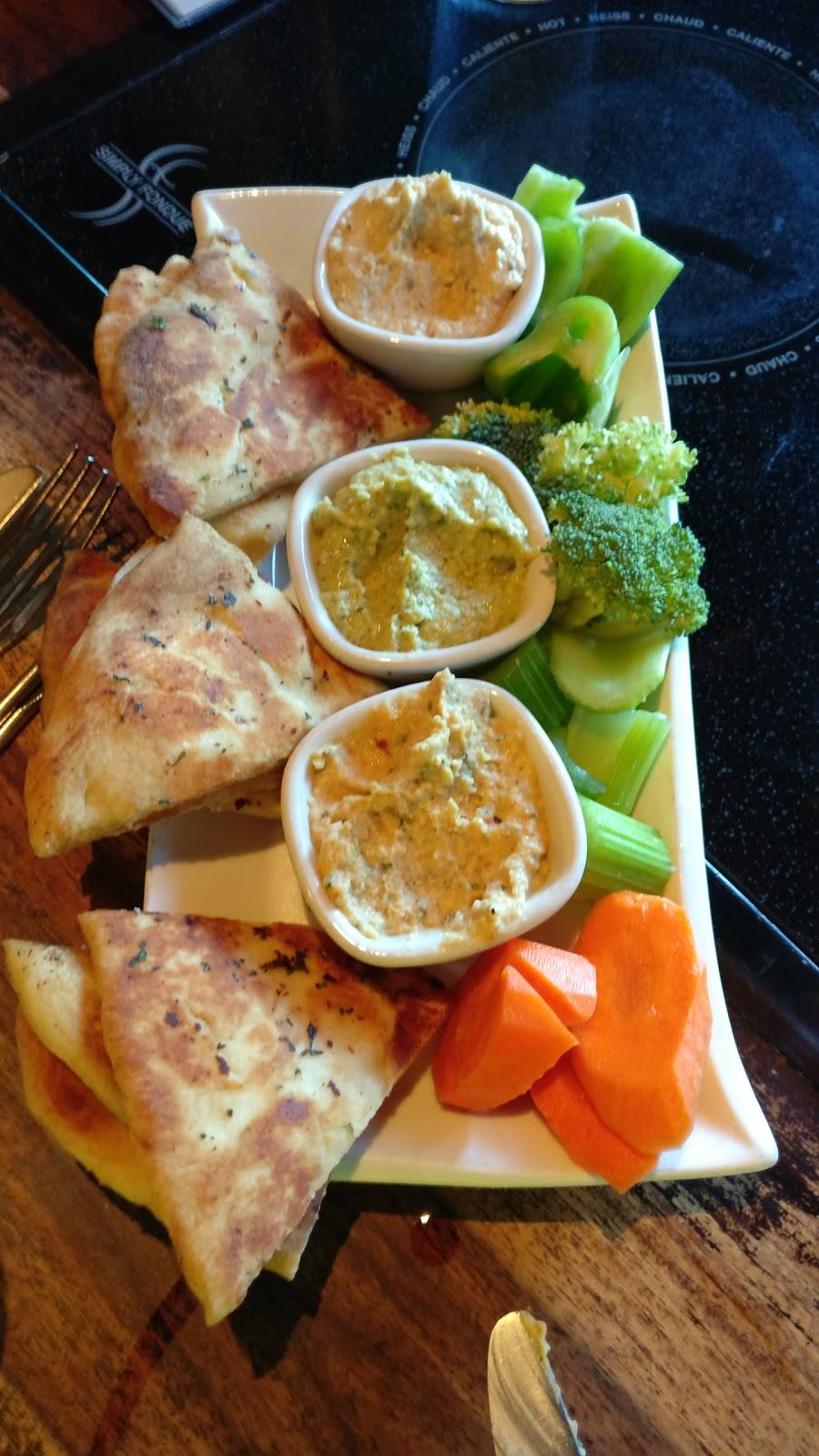 Simply Fondue | night club | 2300 First St #110, Livermore, CA 94550, USA | 9254436638 OR +1 925-443-6638