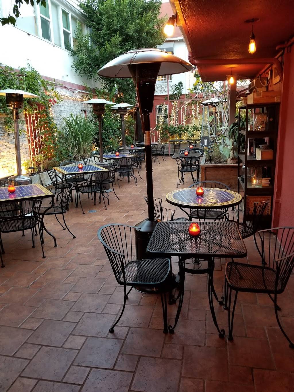 Torelli Trattoria | restaurant | 7469 Melrose Ave, Los Angeles, CA 90036, USA | 3234337065 OR +1 323-433-7065