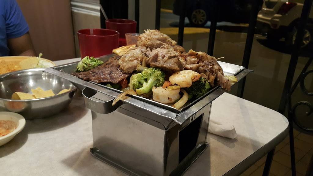 El Rodeo Mexican Restaurant | restaurant | 2404 Wake Forest Rd, Raleigh, NC 27608, USA | 9198331460 OR +1 919-833-1460