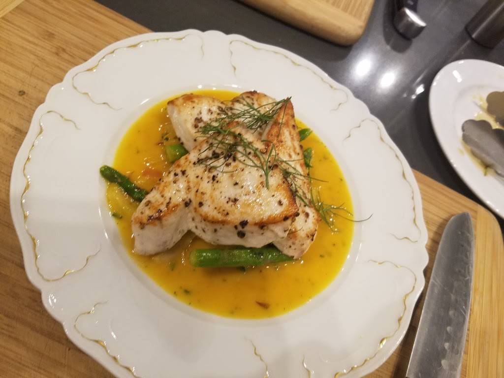 In The Kitchen with Bob Waggoner | restaurant | 164 Market St, Charleston, SC 29401, USA | 8436197529 OR +1 843-619-7529