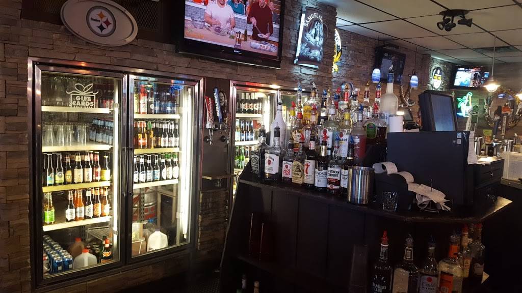 Avonia Tavern | restaurant | 7321 W Lake Rd, Fairview, PA 16415, USA | 8144745347 OR +1 814-474-5347