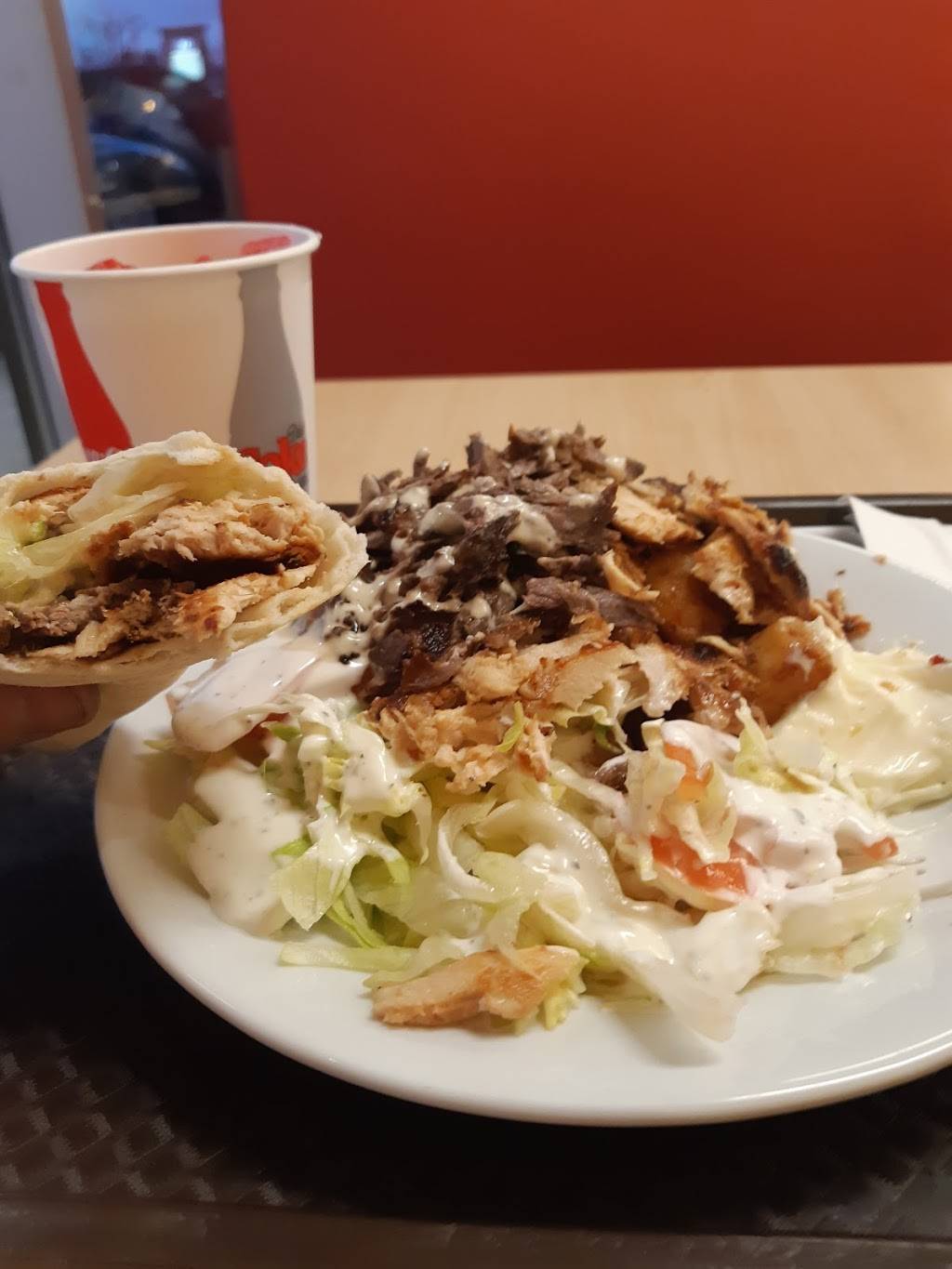 Basha Beloeil | restaurant | 308 Boulevard Sir-Wilfrid-Laurier, Beloeil, QC J3G 4G7, Canada | 4502811244 OR +1 450-281-1244