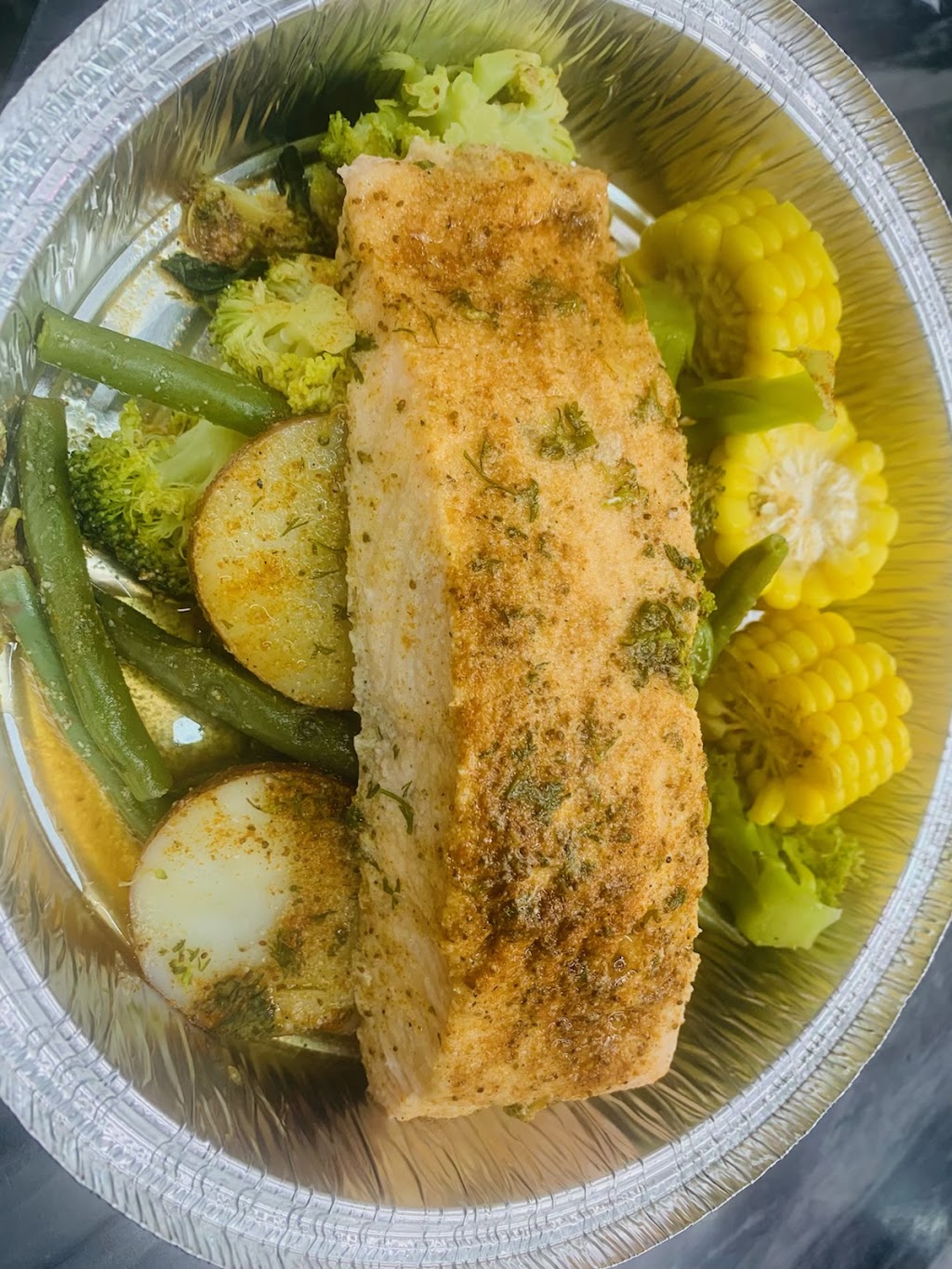 Fish In A Flash | restaurant | 143 E Gun Hill Rd, Bronx, NY 10467, USA | 3473468901 OR +1 347-346-8901