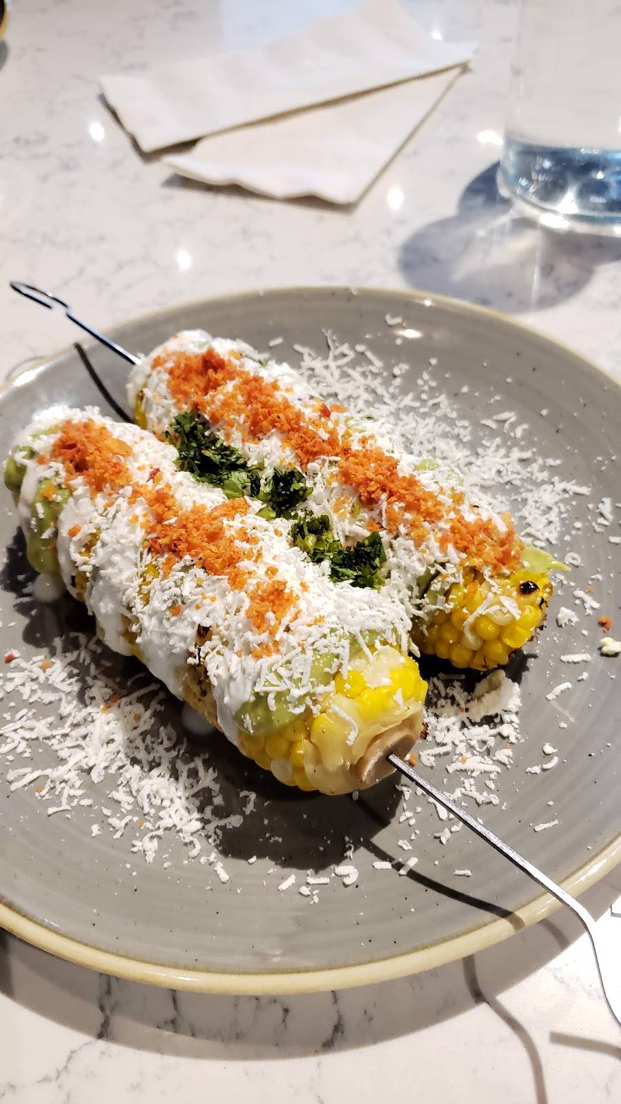 Limon Lounge | restaurant | 1089 St Clair Ave W, Toronto, ON M6E 1A8, Canada | 4166544666 OR +1 416-654-4666