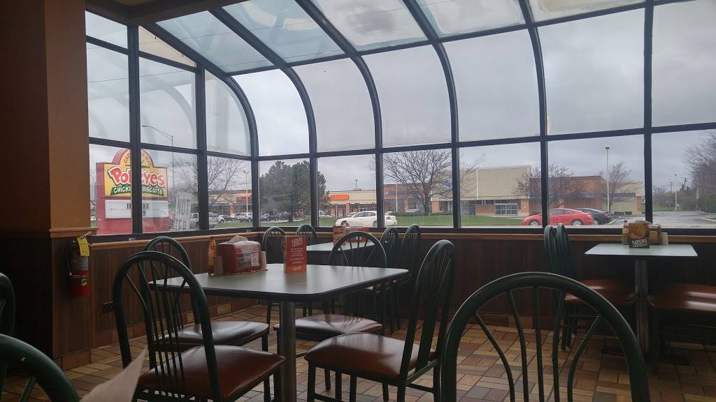 Popeyes Louisiana Kitchen | restaurant | 7001 W 159th St, Tinley Park, IL 60477, USA | 7085323683 OR +1 708-532-3683