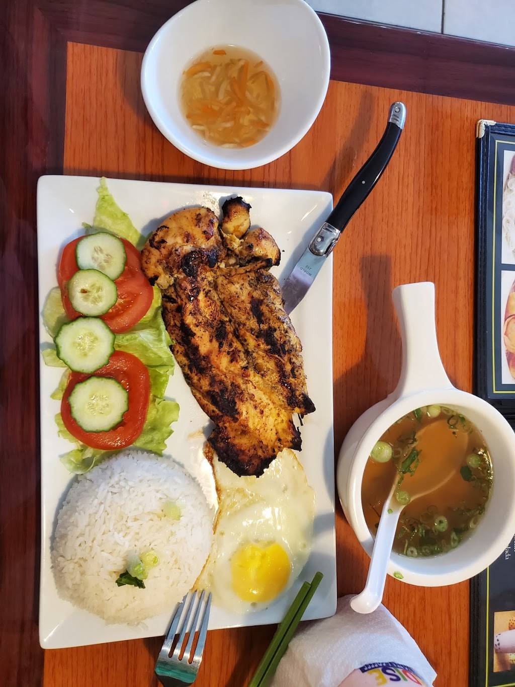 Pho Bamboo | restaurant | 5100 S Cleveland Ave Suite 313, Fort Myers, FL 33907, USA | 2397891251 OR +1 239-789-1251