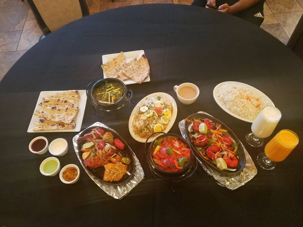 Bombay House and Grill | restaurant | 560 W Van Buren St, Chicago, IL 60607, USA | 3128340000 OR +1 312-834-0000