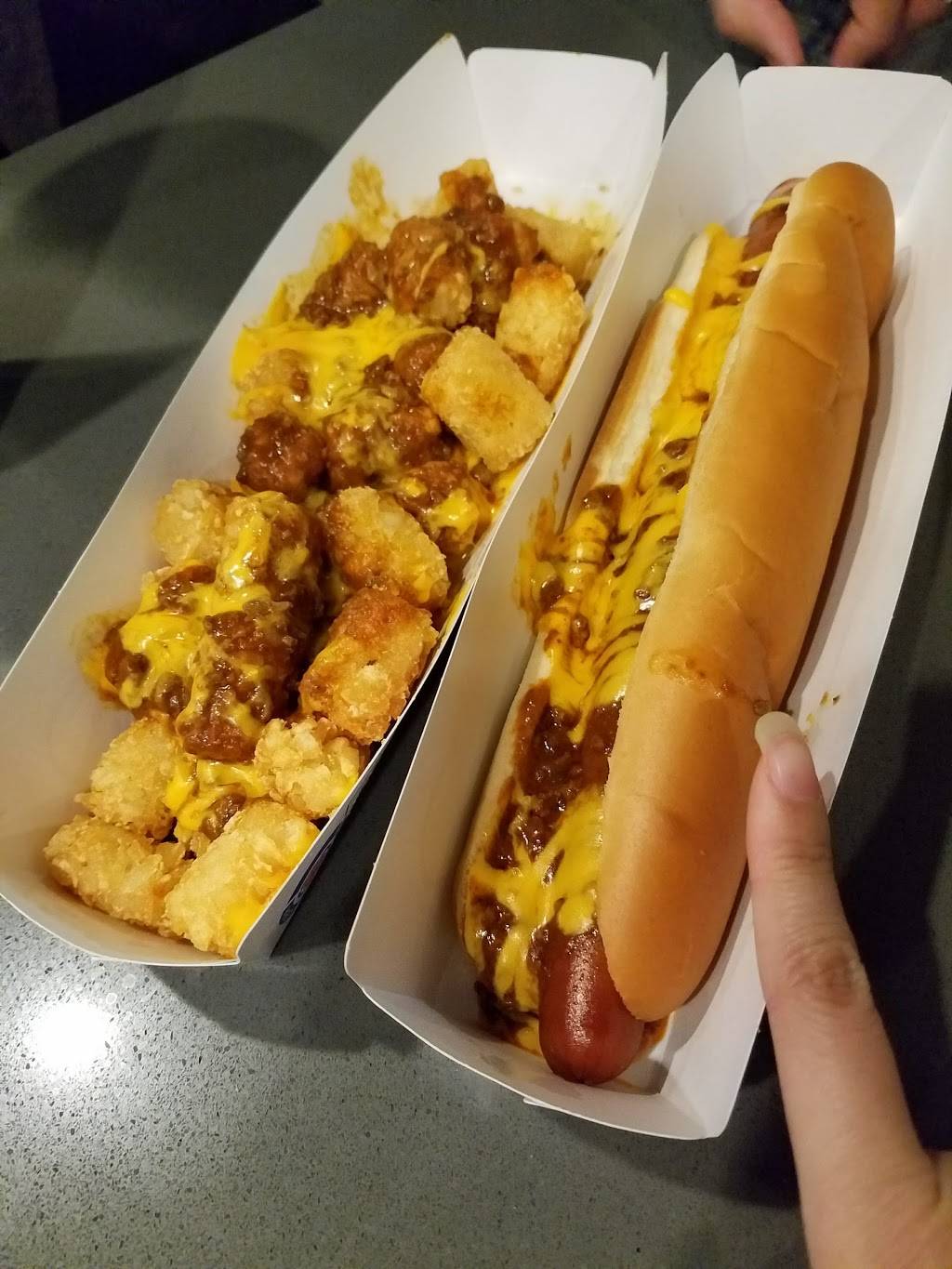 Sonic Drive-In | restaurant | 1724 Hempstead Turnpike, East Meadow, NY 11554, USA | 5162285013 OR +1 516-228-5013