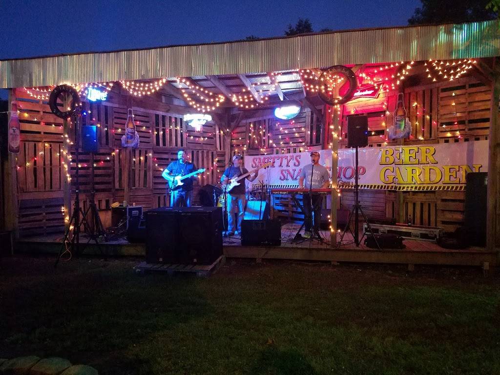 Snack Shop | restaurant | 1215 E Main St, Union City, TN 38261, USA | 7318859013 OR +1 731-885-9013