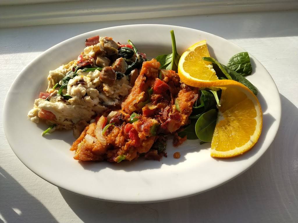 Columbias Kitchen | restaurant | 156 Rte 66 E, Columbia, CT 06237, USA | 8603370733 OR +1 860-337-0733