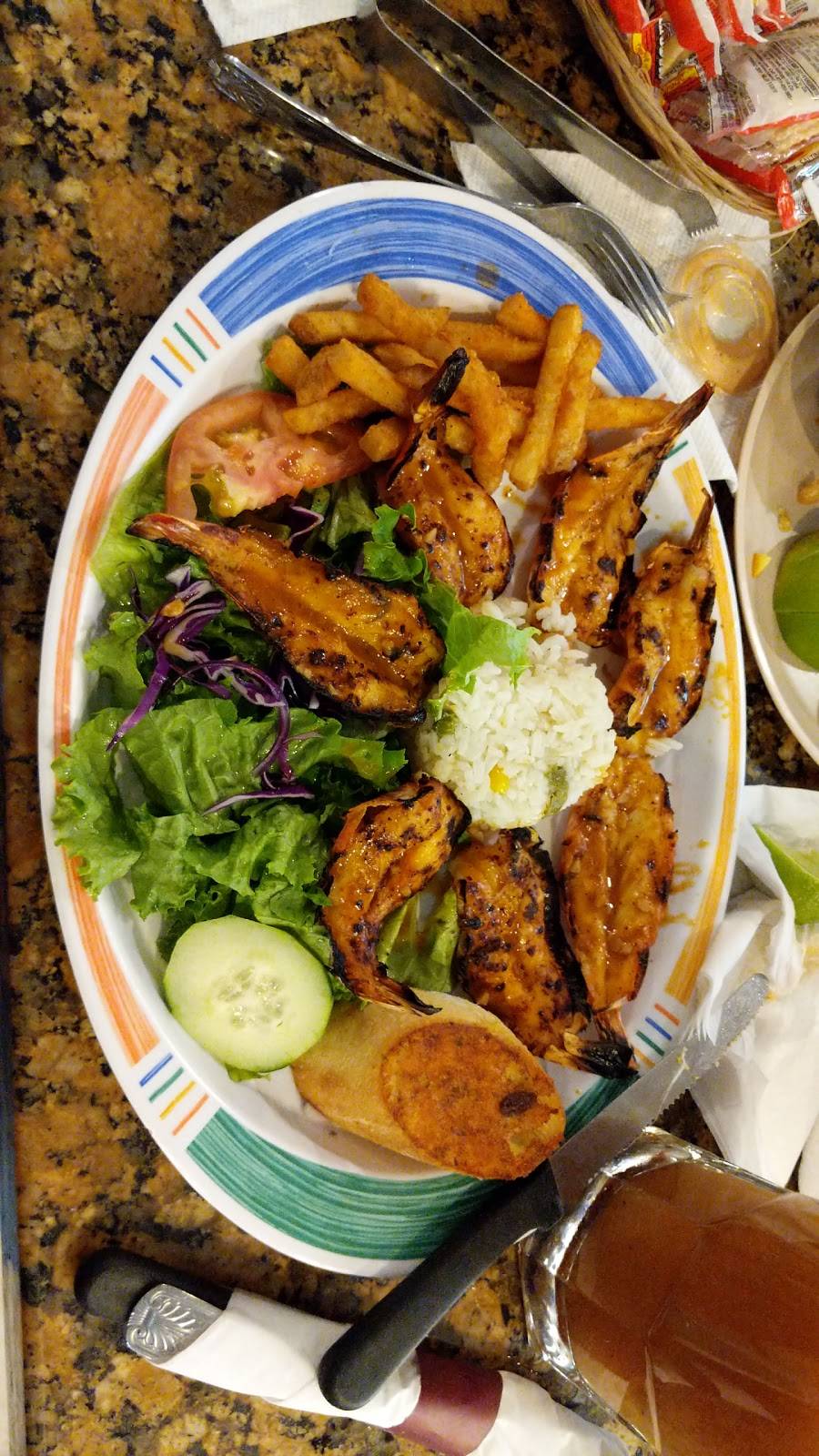 Las Islas Bar and Grill | restaurant | 6516 Cermak Rd, Berwyn, IL 60402, USA | 7087951300 OR +1 708-795-1300