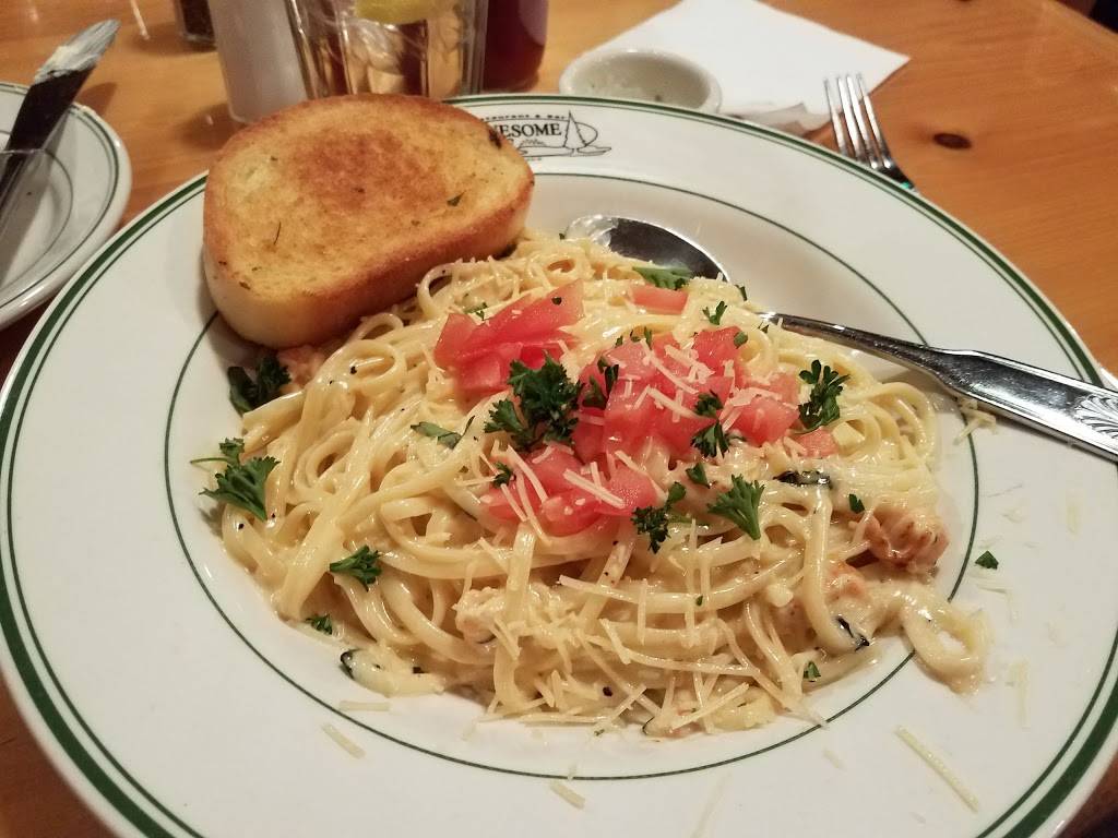 Lonesome Pine Restaurant & Bar | restaurant | 13726 Katrine Dr #8682, Deerwood, MN 56444, USA | 2186782874 OR +1 218-678-2874