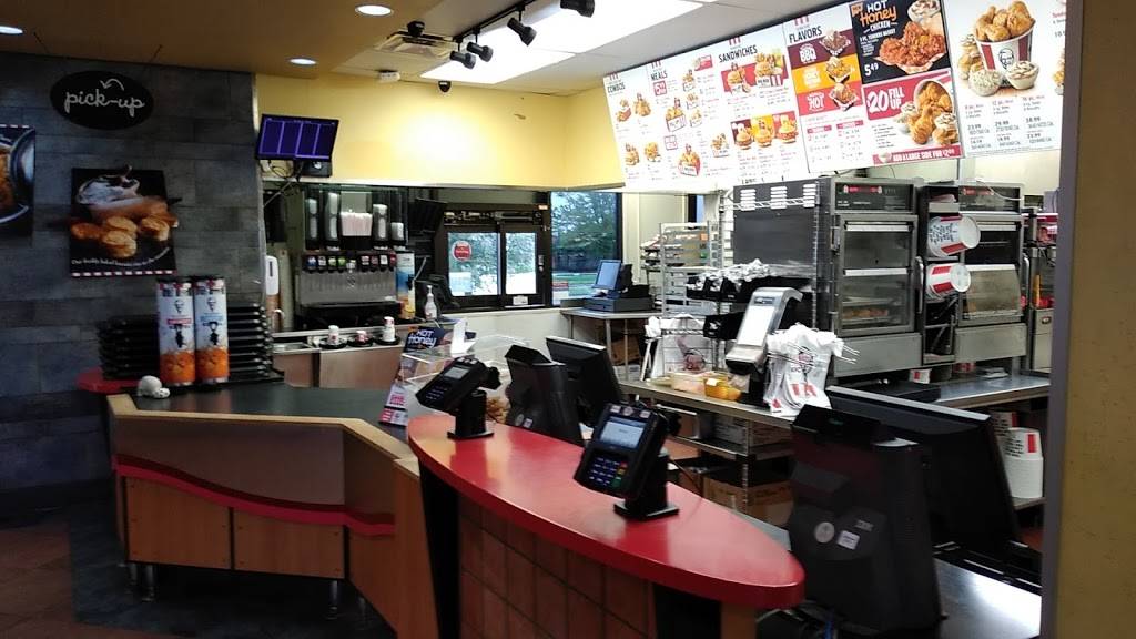 KFC | restaurant | 7180 S Memorial Dr, Tulsa, OK 74133, USA | 9182521476 OR +1 918-252-1476