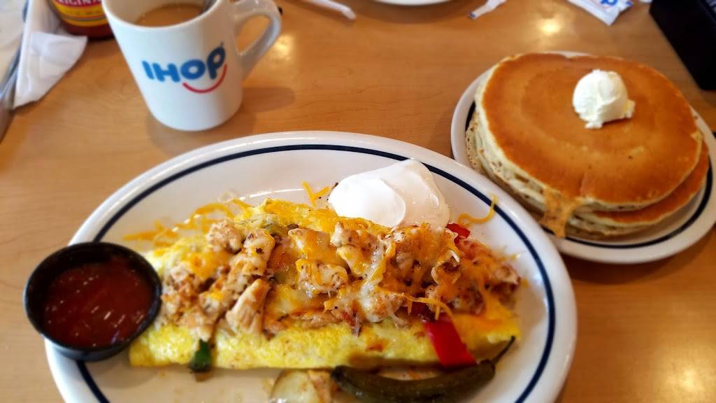IHOP | restaurant | 24631 Crenshaw Blvd, Torrance, CA 90505, USA | 3103267535 OR +1 310-326-7535