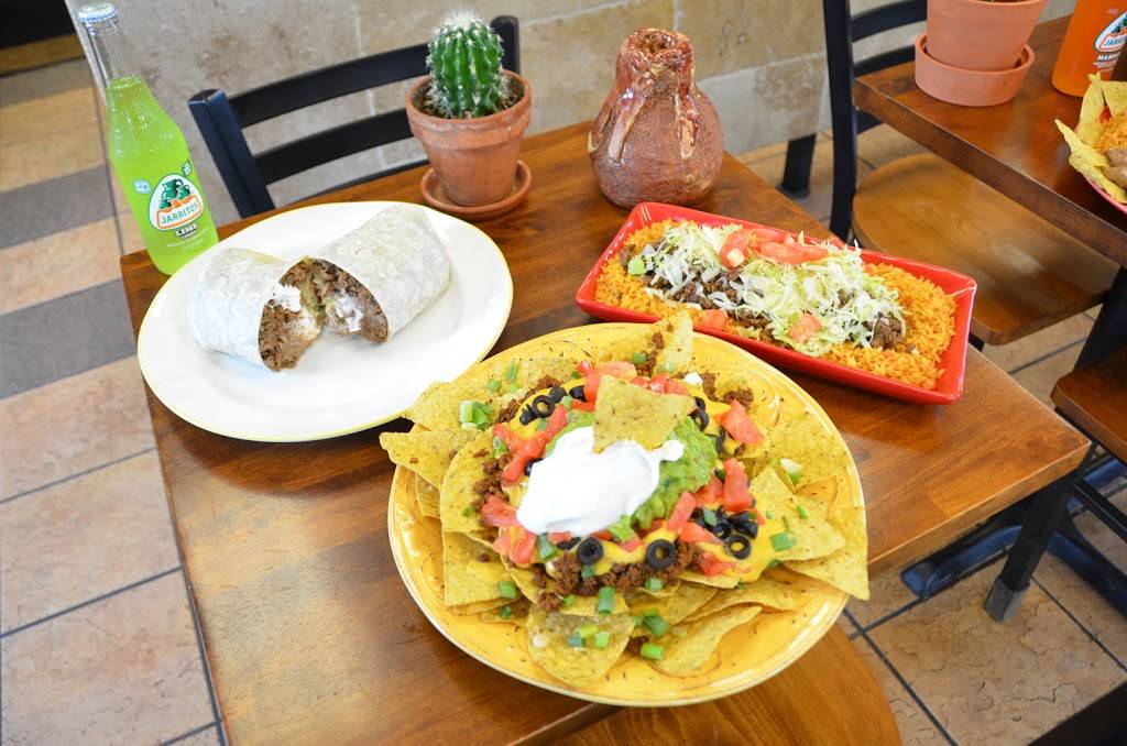 Taco Patio | restaurant | 3218, 1022 E 9th St, Lockport, IL 60441, USA | 8158388226 OR +1 815-838-8226