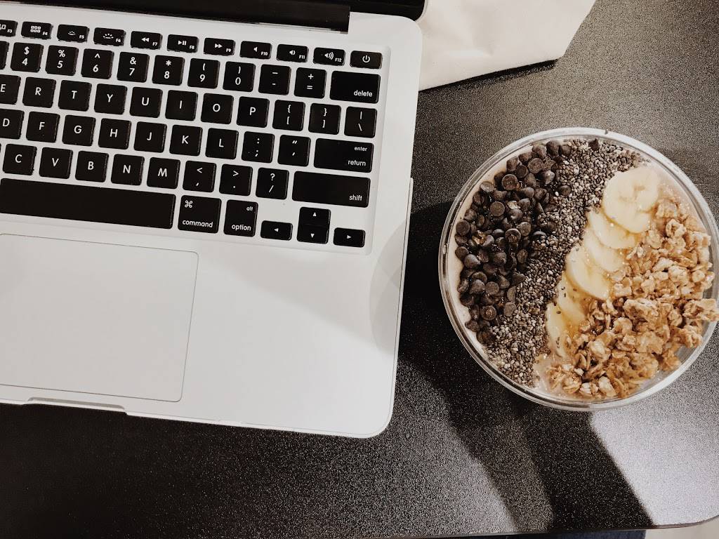 Bona Fide Juicery | restaurant | 409 Main Ave, De Pere, WI 54115, USA | 9204616955 OR +1 920-461-6955