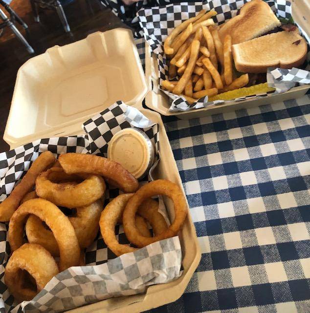 Loose Caboose Restaurant | restaurant | 433 4th St W, Boca Grande, FL 33921, USA | 9419640440 OR +1 941-964-0440