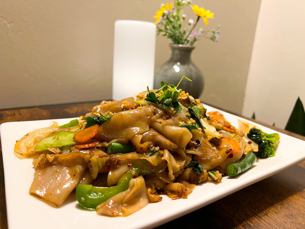 Thai Table Restaurant | restaurant | 745 Northwest Mount Washington Drive STE 200, Bend, OR 97703, USA | 5413821913 OR +1 541-382-1913