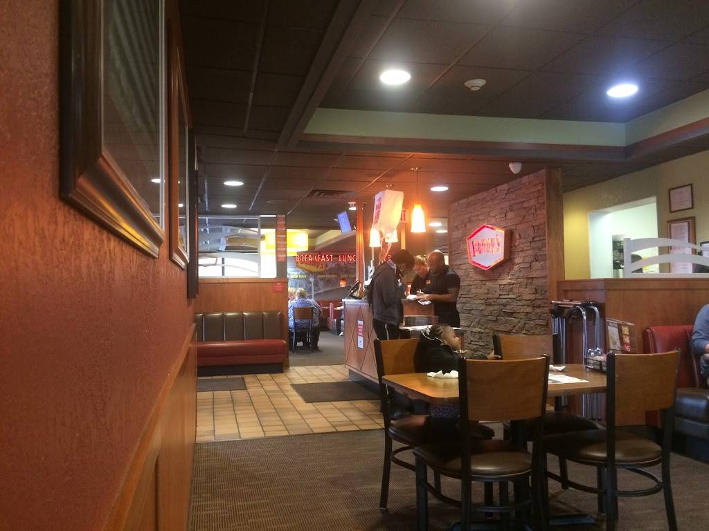 Dennys | restaurant | 47 Industrial Hwy, Essington, PA 19029, USA | 6105211077 OR +1 610-521-1077