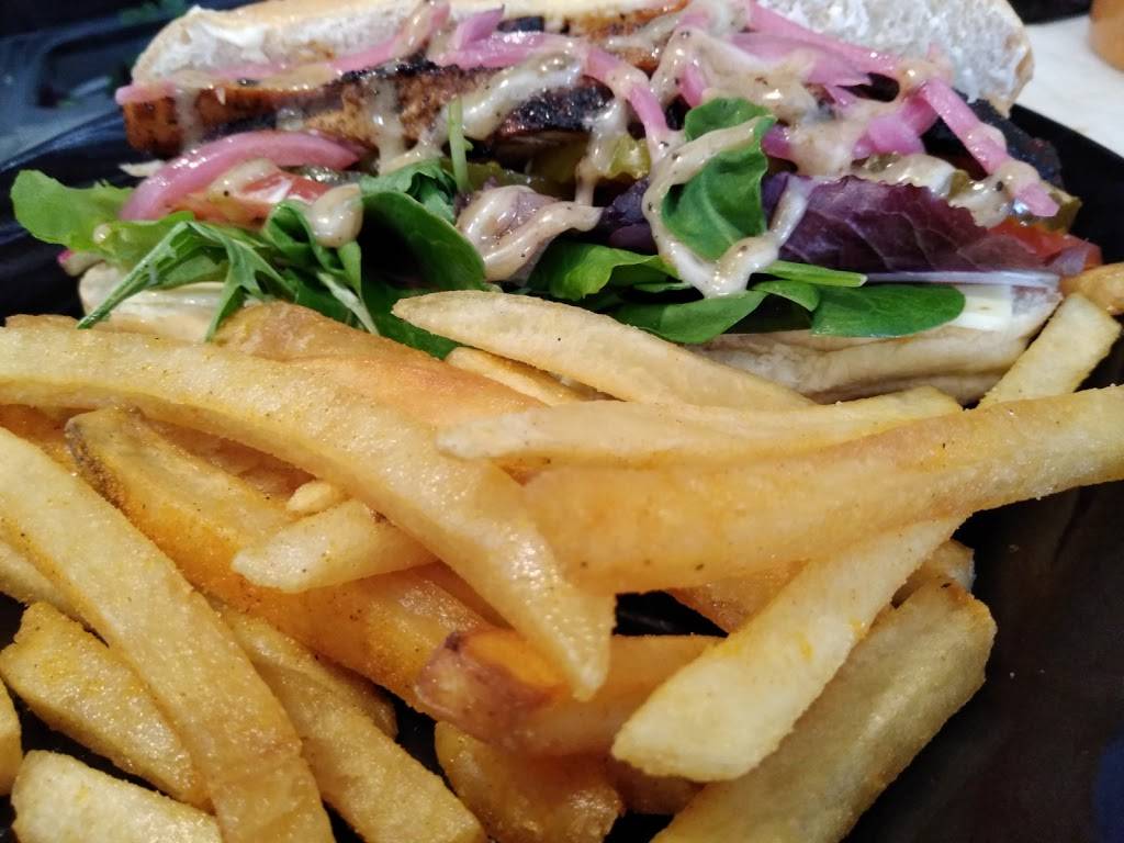 Richies Jerk&BBQ | restaurant | 35 Washington St, Sanford, ME 04073, USA | 2072066654 OR +1 207-206-6654