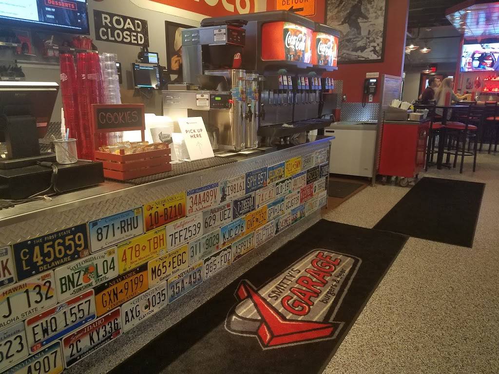 Smittys Garage Burgers and Beer | restaurant | 9718 Riverside Pkwy, Tulsa, OK 74137, USA | 9182967239 OR +1 918-296-7239