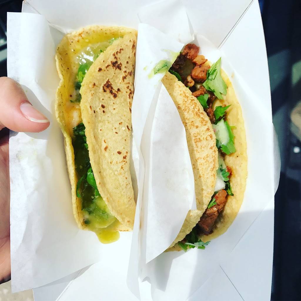 Mazorca Tacos | restaurant | 636 S 6th St, Milwaukee, WI 53204, USA | 4148106603 OR +1 414-810-6603