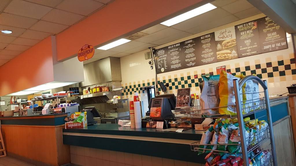 Cousins Subs | meal takeaway | 2320 E Moreland Blvd, Waukesha, WI 53186, USA | 2627981800 OR +1 262-798-1800
