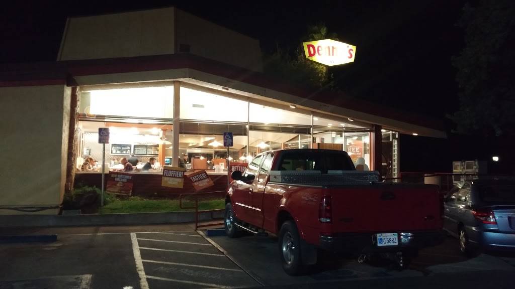 Dennys | restaurant | 2608 Hilltop Dr, Redding, CA 96002, USA | 5302216966 OR +1 530-221-6966